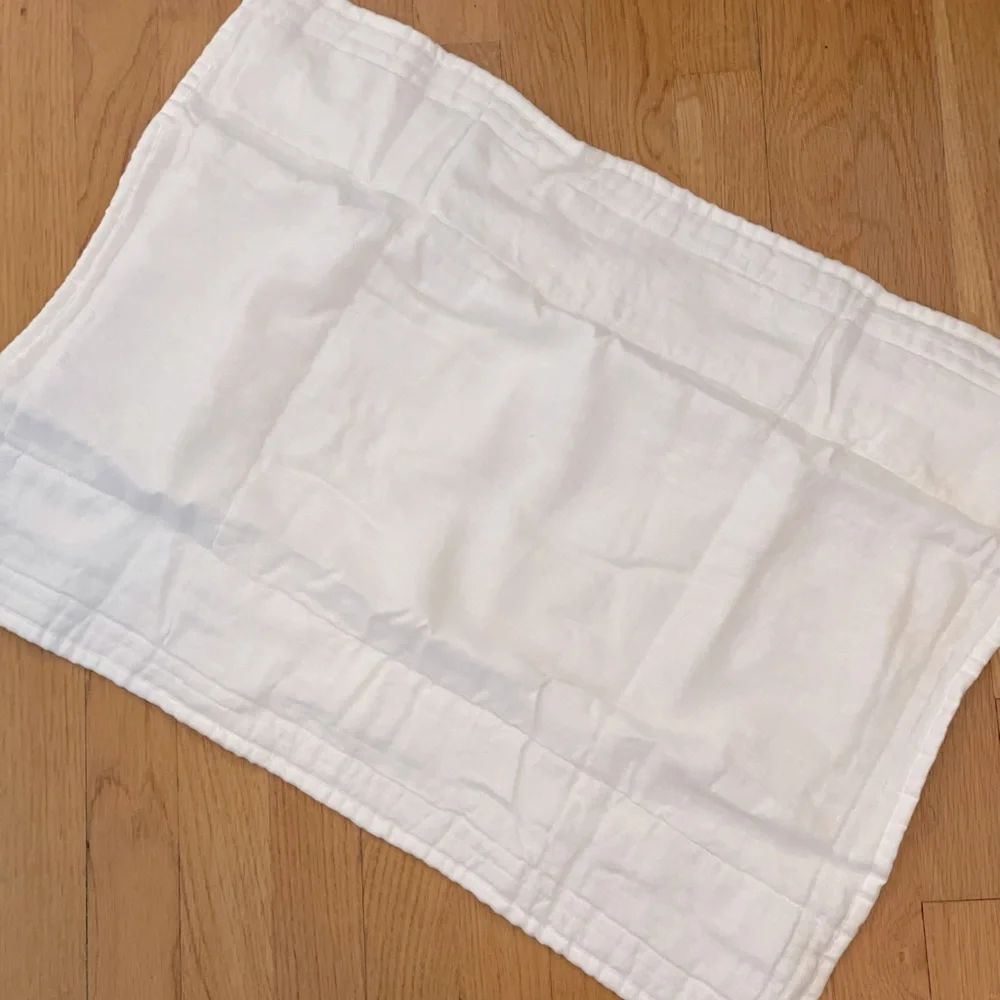 WEST ELM Linen Box Stitch Quilt Standard Pillow Sham - New